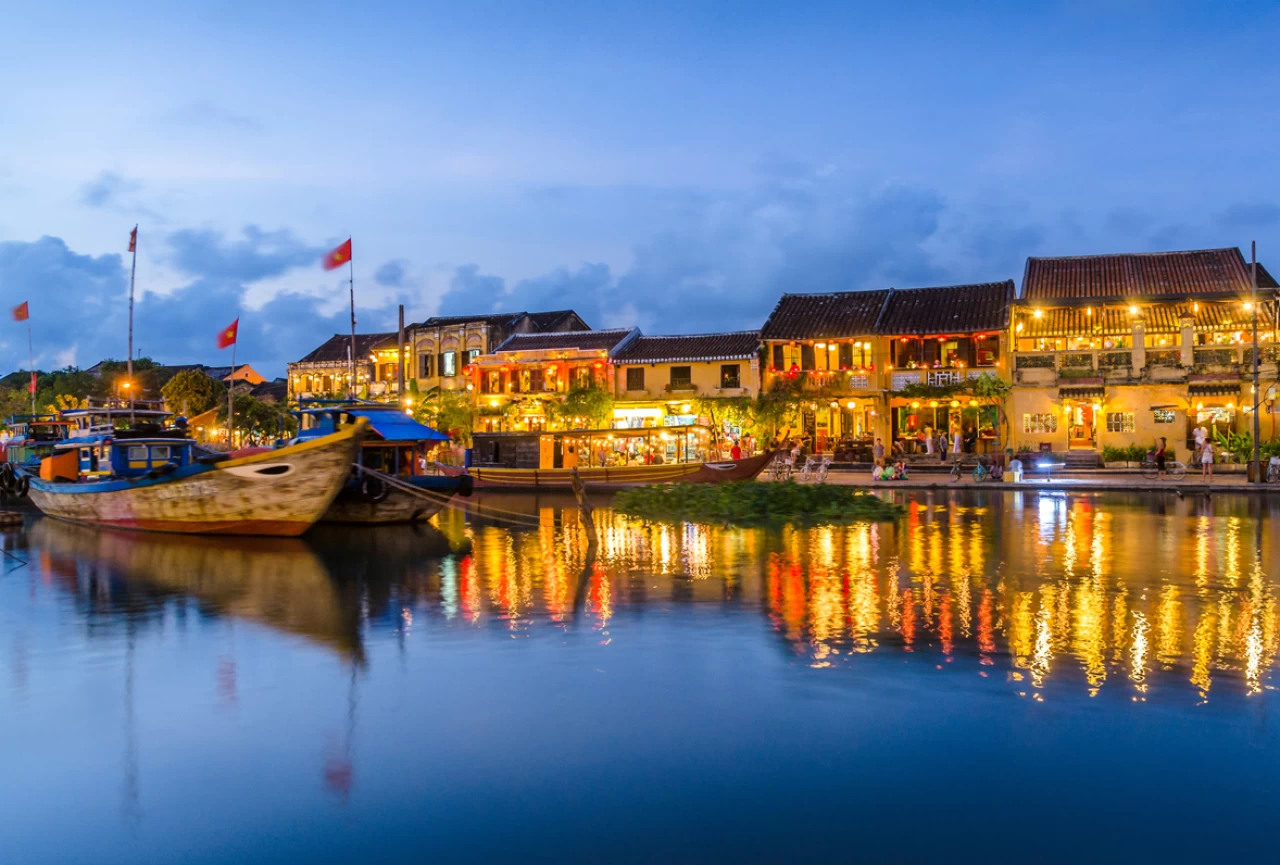 7 Days Tour Package - Vietnam  SAIGON – CU CHI TUNNEL - MEKONG DELTA - DANANG - HOI AN