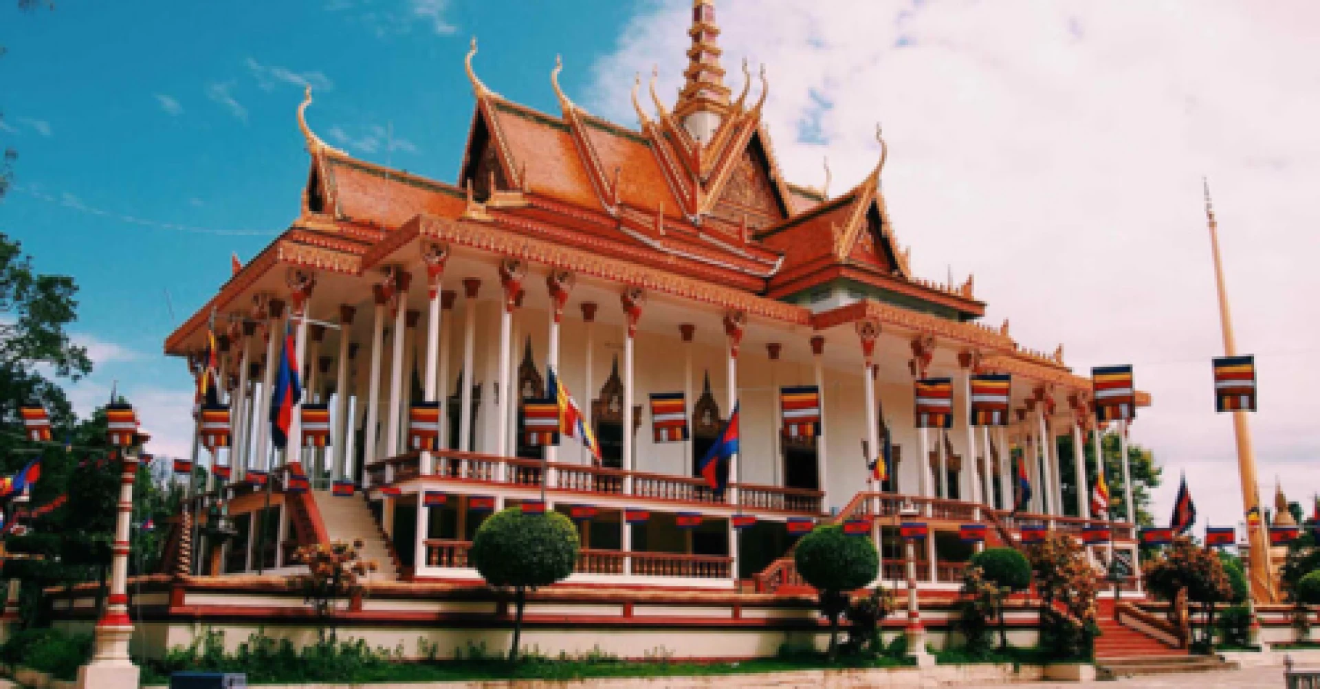 9 Days Tour Package - Cambodia Phnom Penh - Kampong Cham - Kratie - Koh Trong - Stung Treng - Siem Reap - Angkor Wat