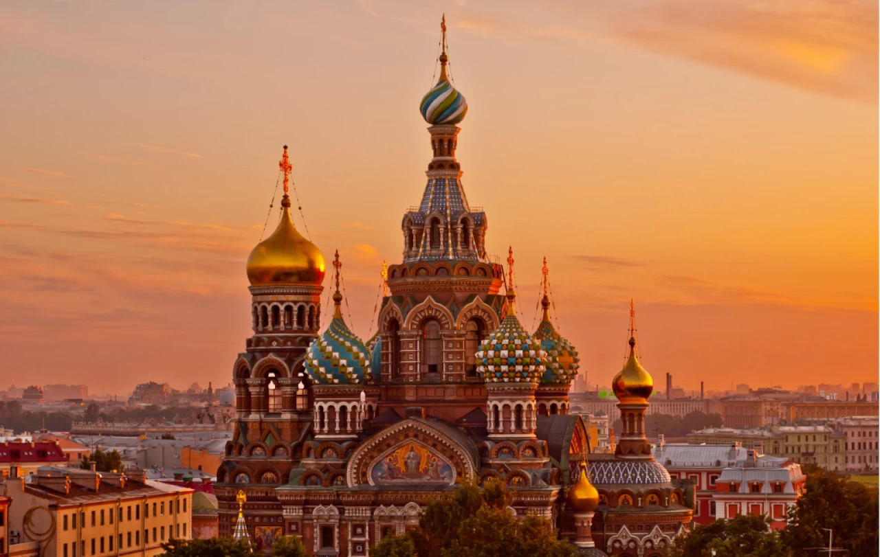Land Tour Nga 9 Ngày 8 Đêm: Khám Phá Matxcova – St. Petersburg – Những Cung Điện Tráng Lệ