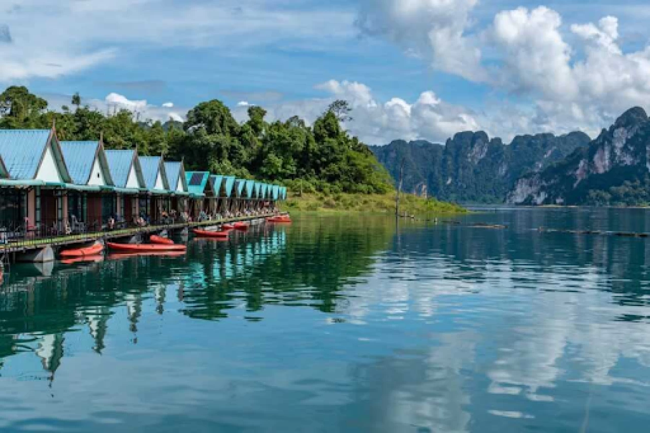 14 Days Tour Package - Thailand Bangkok - Kanchanaburi - Ayutthaya - Chiang Mai - Pai