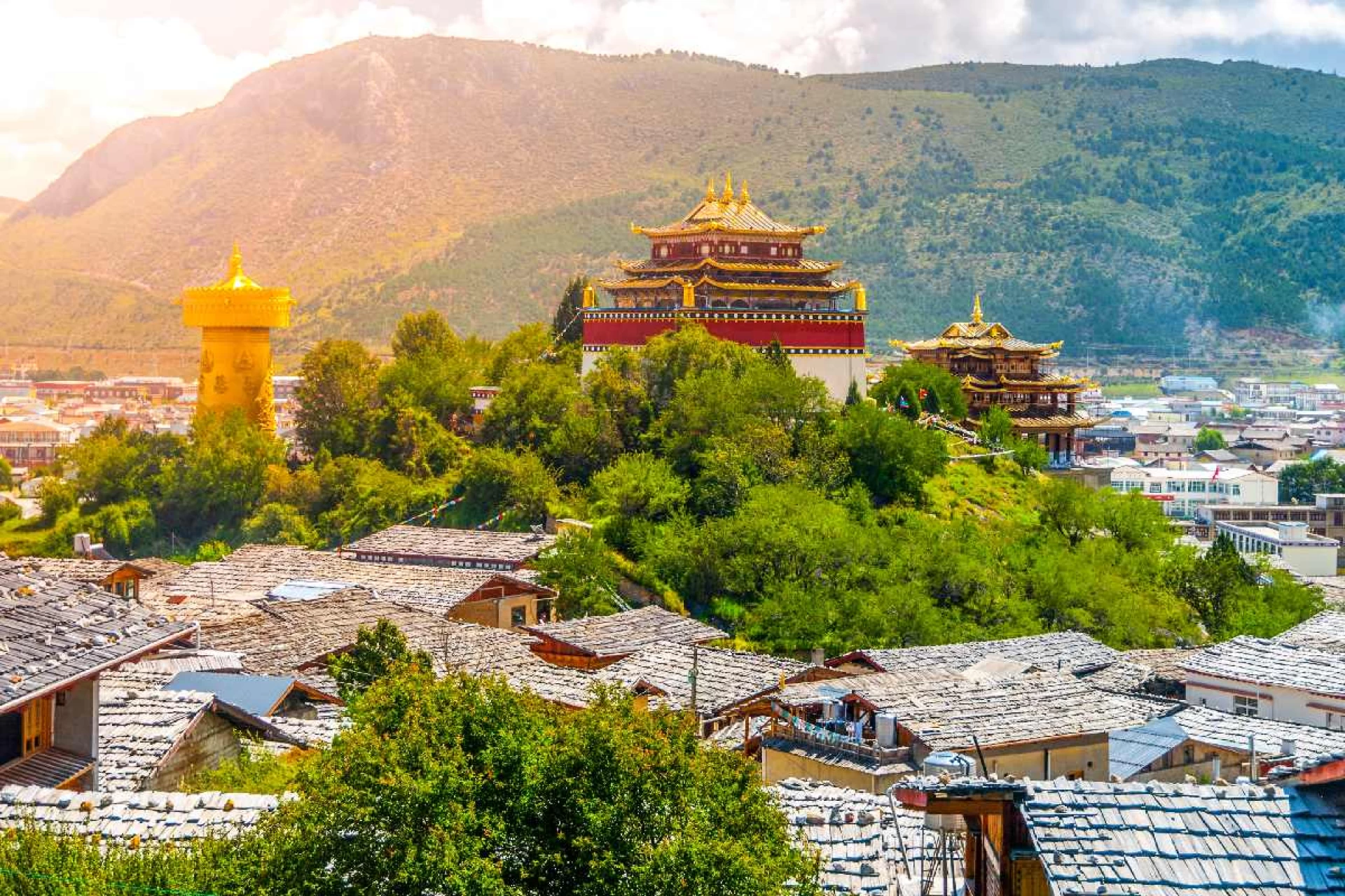 Land Tour Đại Lý – Lệ Giang – Shangri-La 5 Ngày 4 Đêm: Hành trình khám phá “thiên đường hạ giới”