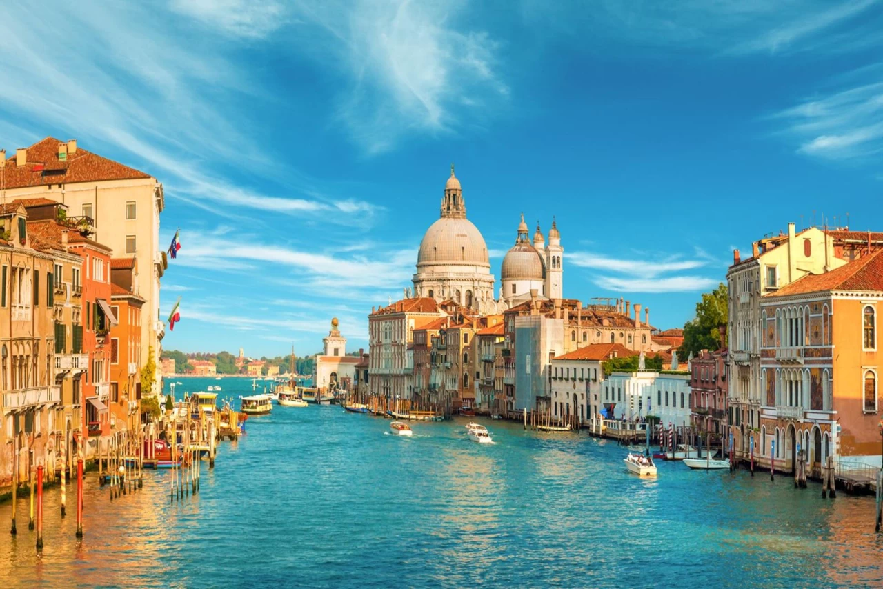 Land Tour Ý - Châu Âu 9N8Đ: Hành Trình Khám Phá Milan - Venice - Florence - Rome Lãng Mạn
